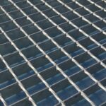 Настил сварной ступень 700×270 33×33 30×2 ТУ 25.11.23-001-64650333-2016